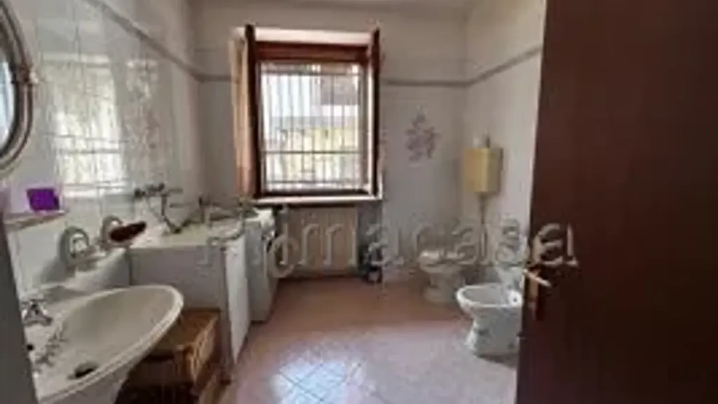 Vannitoad - Detached House with Courtyard in Prevalle