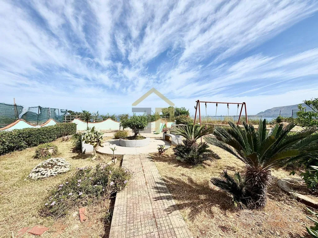 Aed - Bifamiliar Villa with Sea View in Trappeto