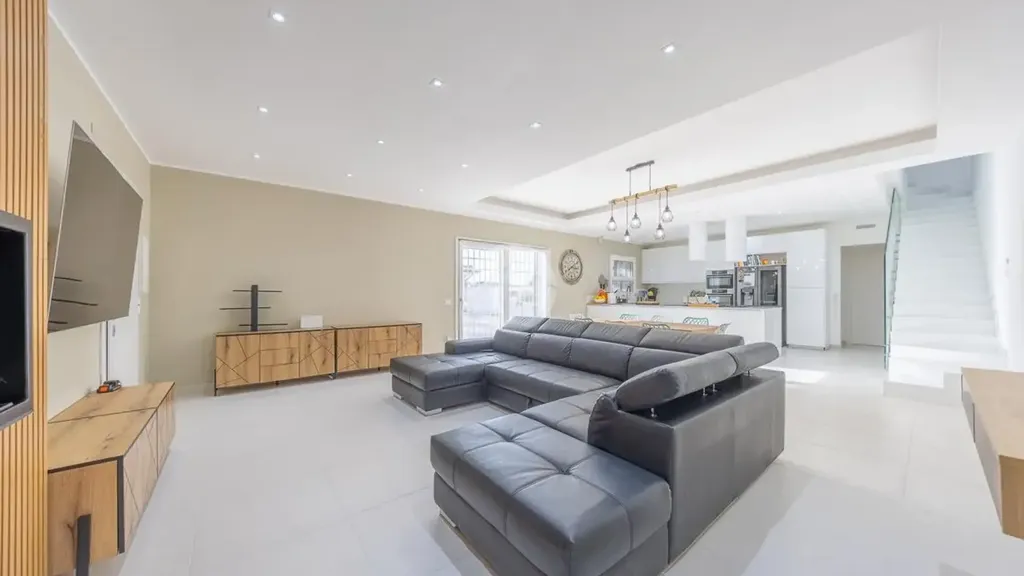 Séjour - Bifamiliar Villa with Pool in Castelverde, Rome