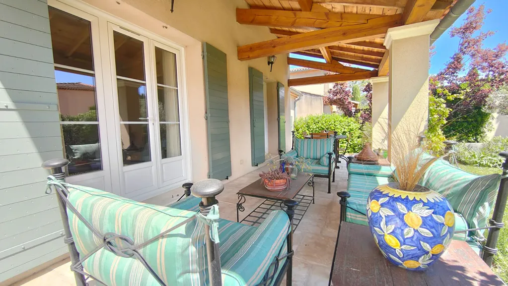 Terrass - Provençal Bastide with Pool in Barbentane