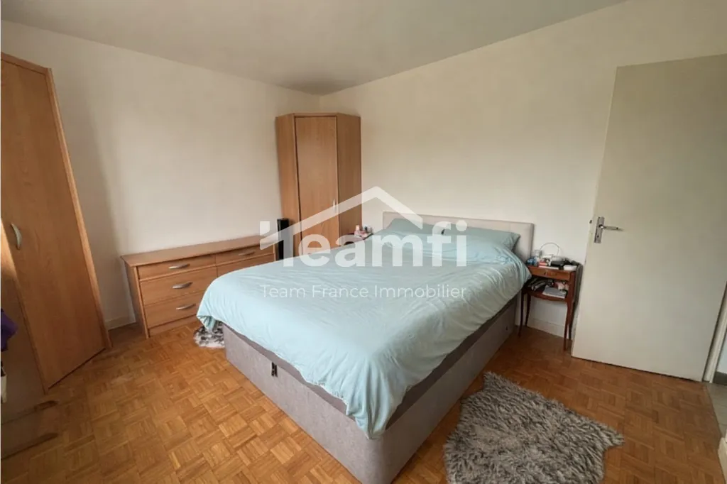 Magamistoad - House with Garden and Garage in Bourges
