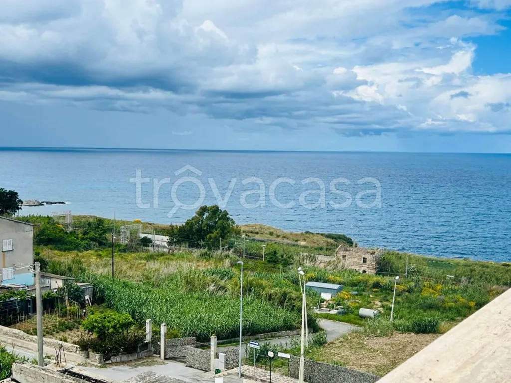 Terrasse - Attico with Sea View in Briatico