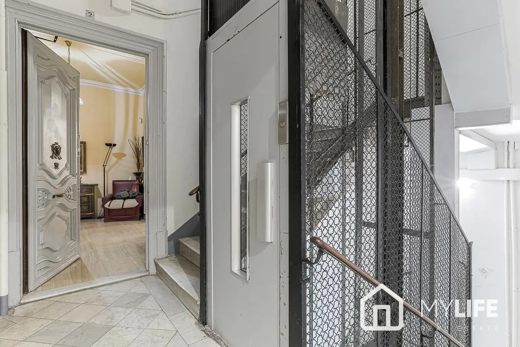 Stanze - Apartment with Balcony on La Rambla, Barcelona