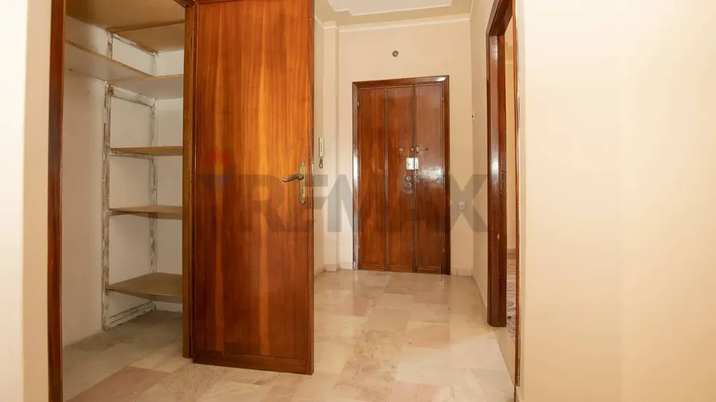 Entrée - Spacious Apartment with Balcony in Novi Ligure