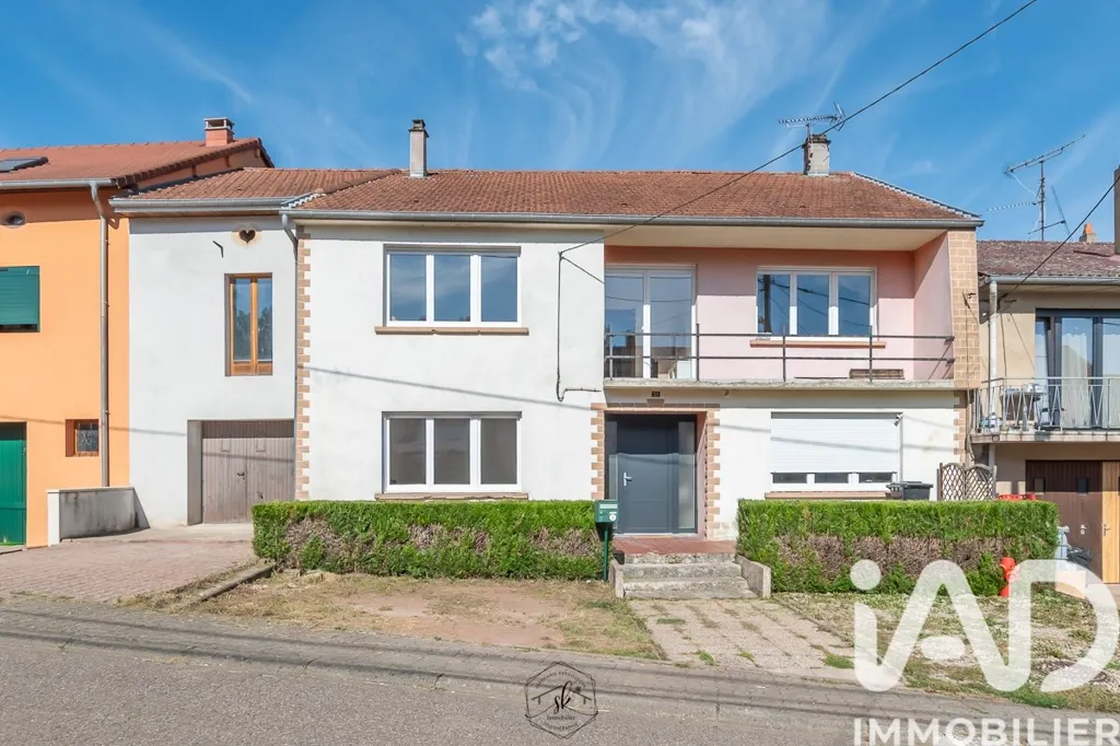 Extérieur - Villa Rénovée avec Jardin à Thionville