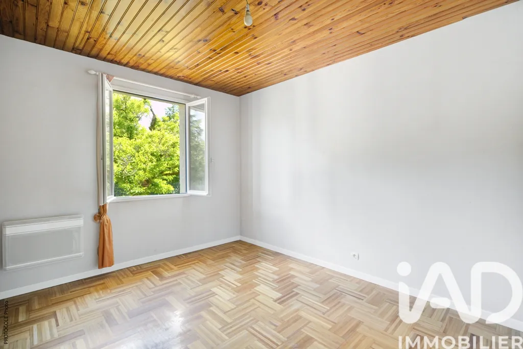 Rooms - Charming House with Garden in Péchabou