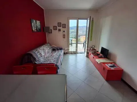Elutuba - Apartment with Double Terrace and Sea View in Civezza