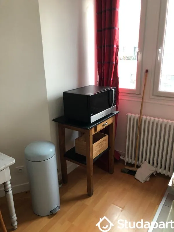 Elutuba - Duplex Apartment with Eiffel View in Paris