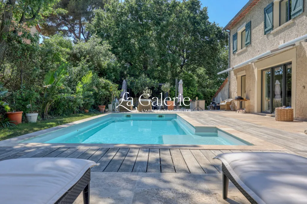 Piscine - Villa Rénovée avec Piscine à La Garde