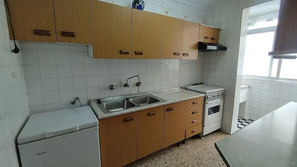 Cuisine - Apartment with Terrace in Parque Alcosa