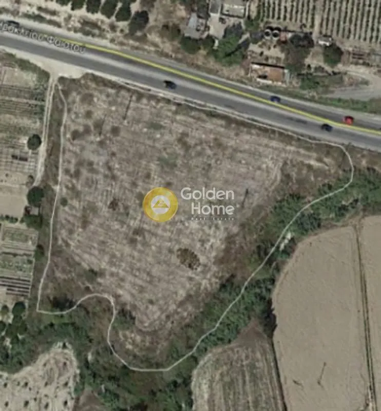 Vue aérienne - Level Plot with Mountain View in Heraklion