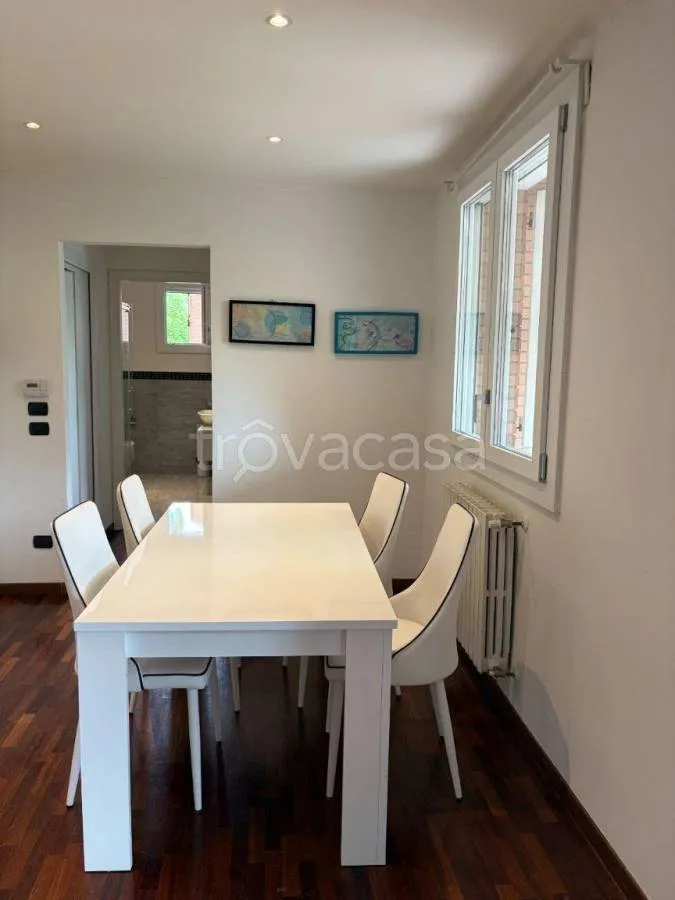 Sala da pranzo - Apartment with Terrace in Modena