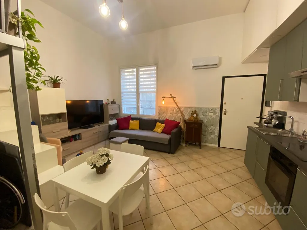 Séjour - Modernised Studio with Garden in Central Bologna