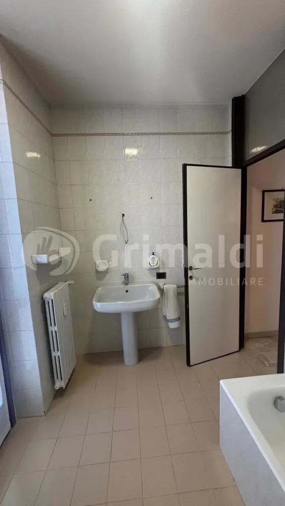 Vannitoad - Apartment with Triple Aspect in Abbiategrasso
