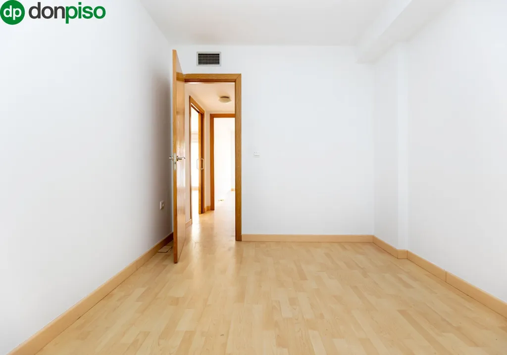 Toad - Twin-bedroom Flat with Terrace in Monachil