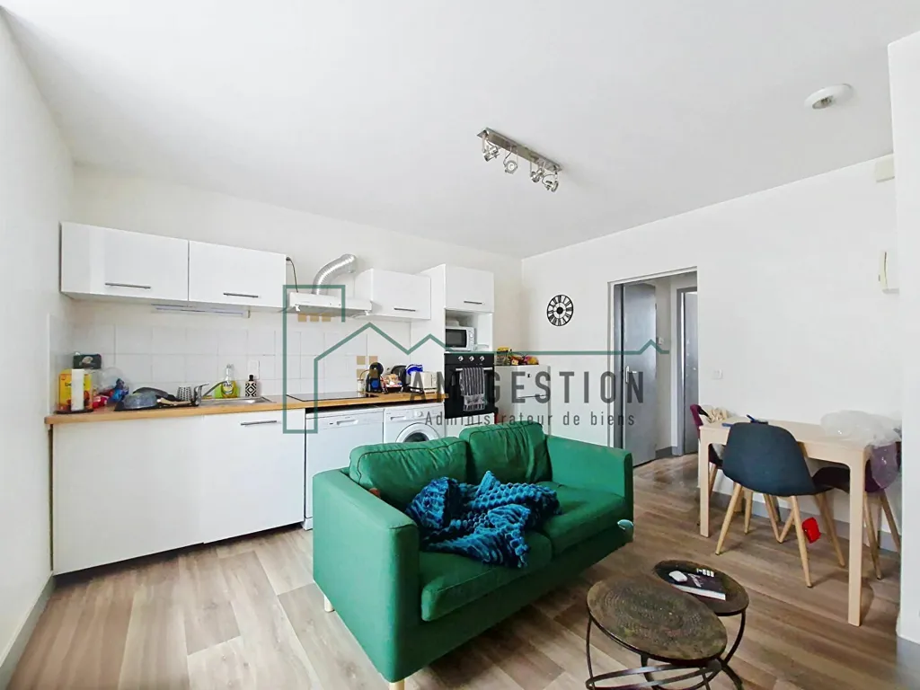 Elutuba - Renovated Flat in Centre of Couzeix