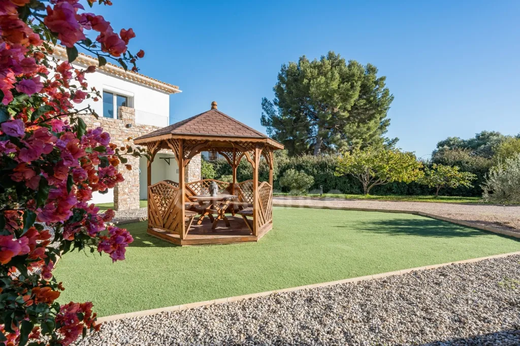 Jardin - Maison avec Piscine et Vue Mer à La Ciotat
