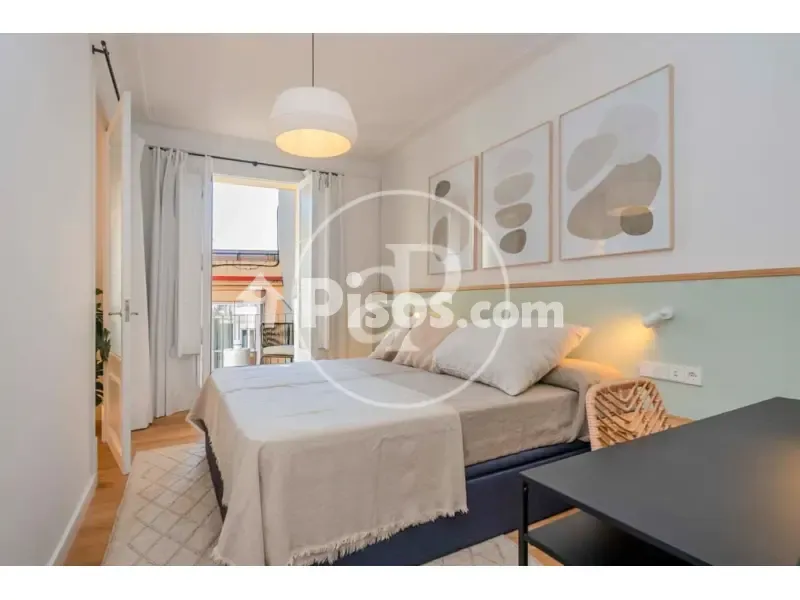 Chambres - Apartment with Balcony in Barcelona Centre