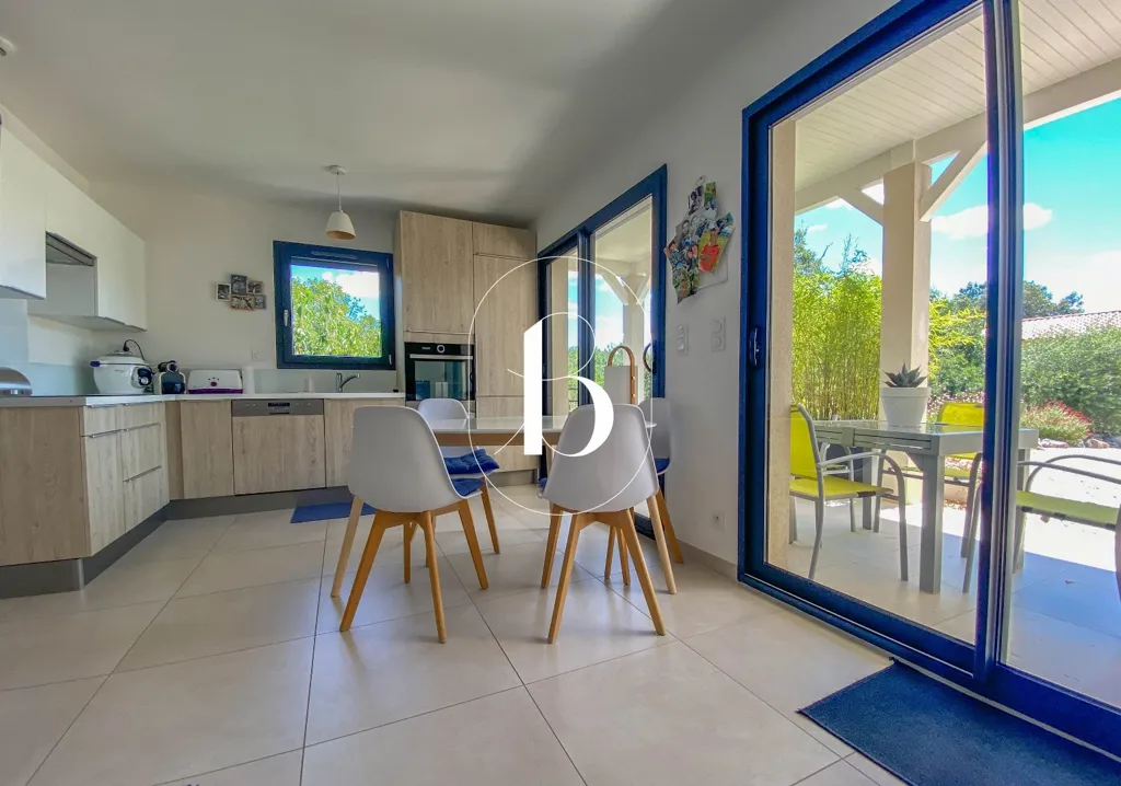 Cuisine - Villa avec Piscine et Jardin à 25mn d'Uzès