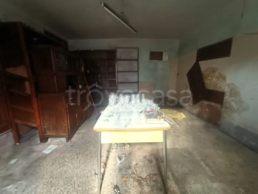 Pièces - Rustic Villa to Renovate in Roccavione