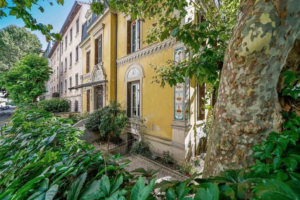 Extérieur - Maison Indépendante Historique avec Jardin à Lyon