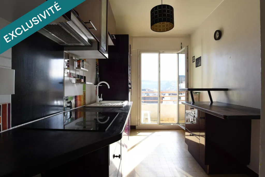 Cuisine - Appartement lumineux avec balcon à Besançon