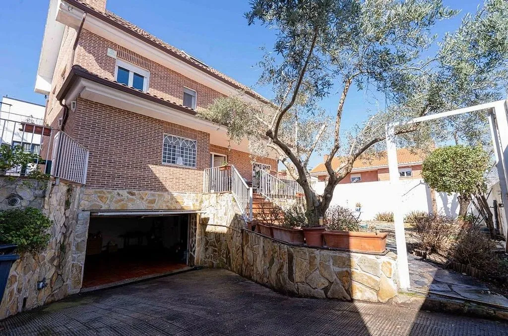 Esterno - Detached Chalet with Garden in Valdebebas