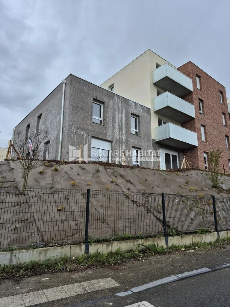 Extérieur - Appartement Neuf en Duplex avec Balcon à Montgré