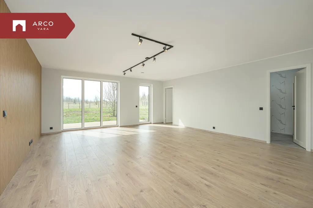 Elutuba - Modern Timber Villa with Terrace in Tallinn
