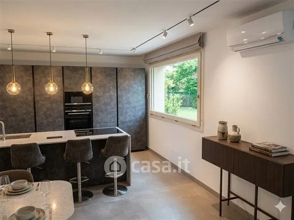 Cuisine - Quadrifamiliare Villa with Pool in Parma