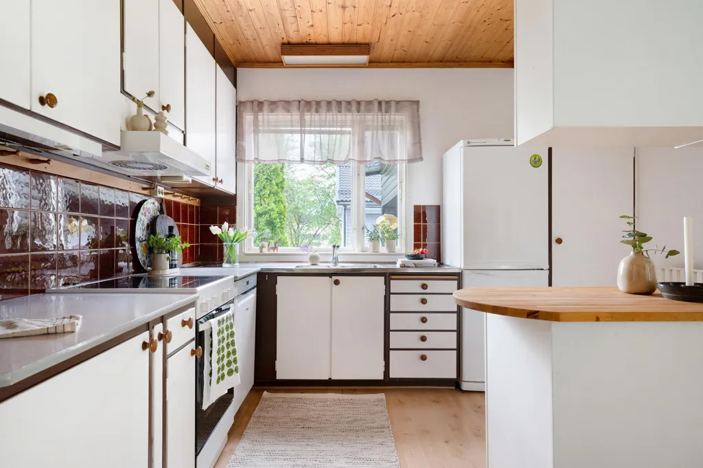 Cuisine - Charismatic Bungalow with Basement in Fridhem