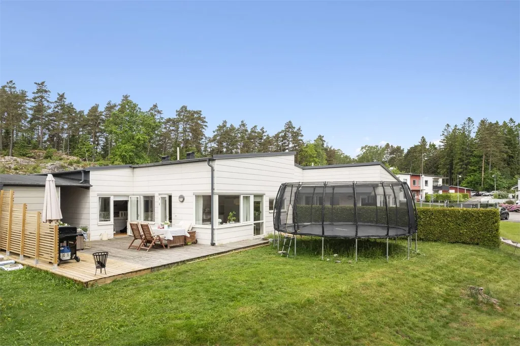 Jardin - Co-op Apartment with Balcony in Alafors