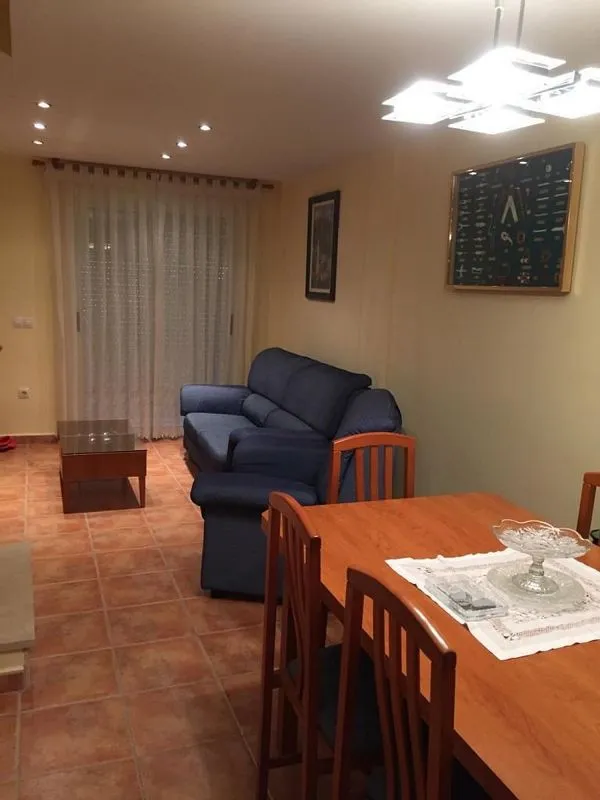 Söögituba - Semi-detached Chalet with Pool in La Platja-Ben Afeli