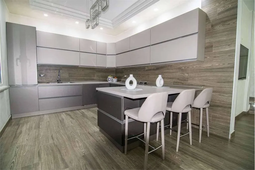 Kitchen - Luxury Villa with Private Garden in Boltiere