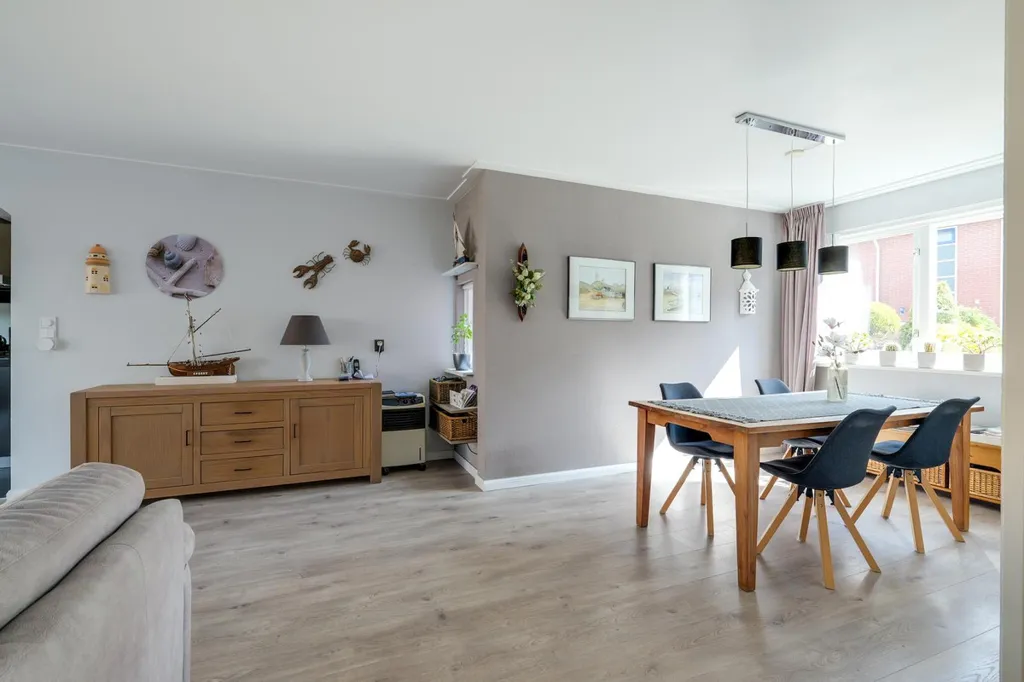 Salle à manger - Corner House with Overhang in Hoorn