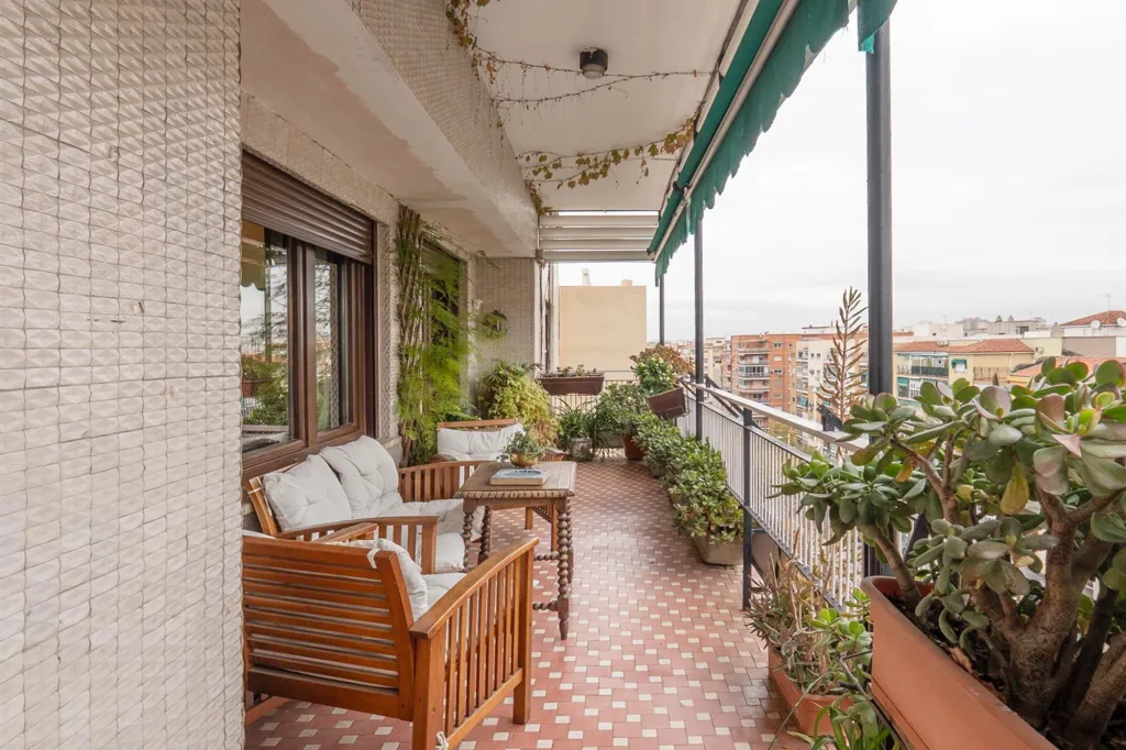 Rõdu - Luxury Penthouse with Terrace in Granada