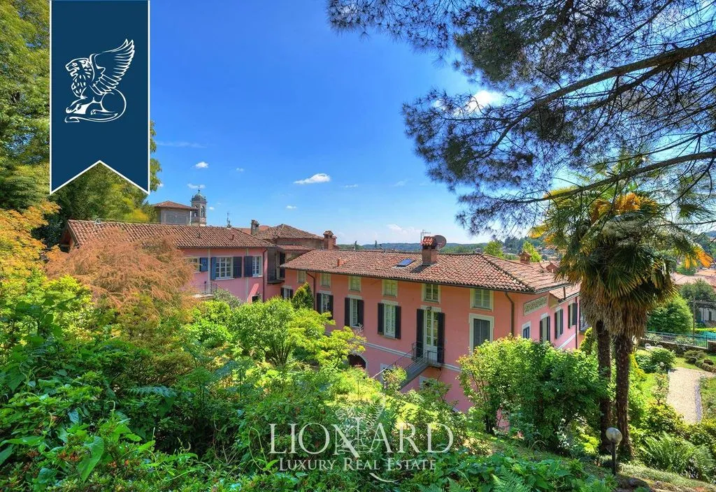 Välivaade - Historical Villa with Park in Albese Con Cassano