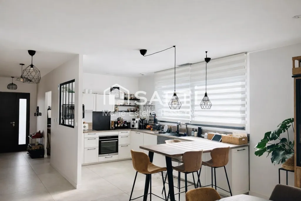Cuisine - Maison contemporaine avec piscine près de Bordeaux