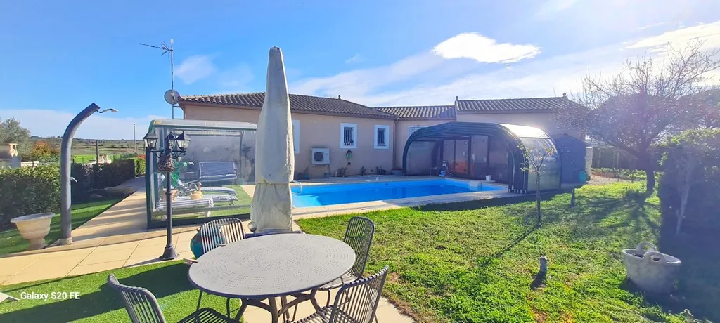 Bassein - Villa with Pool in Languedoc-Roussillon