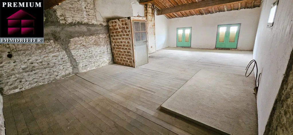 Stanze - Village House with Attached Barn in Corneilla la Rivière