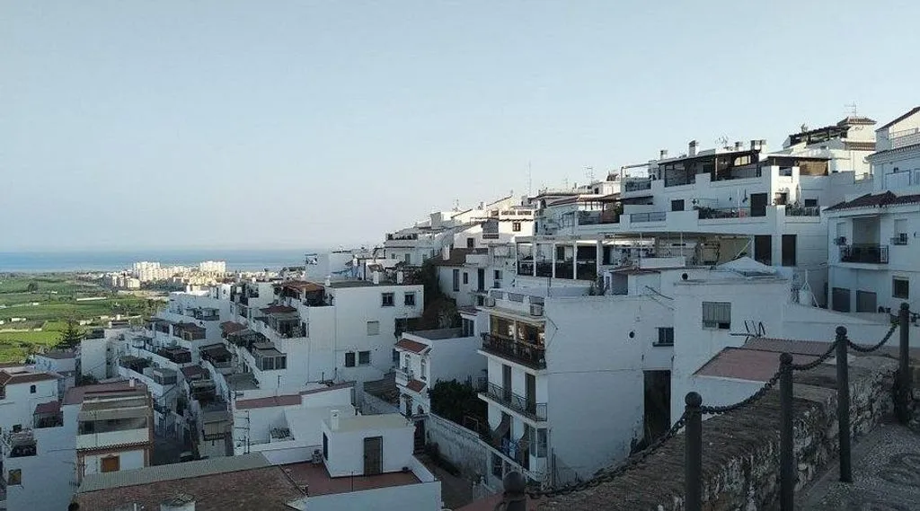 Luxury Apartment with Sea View in Salobreña