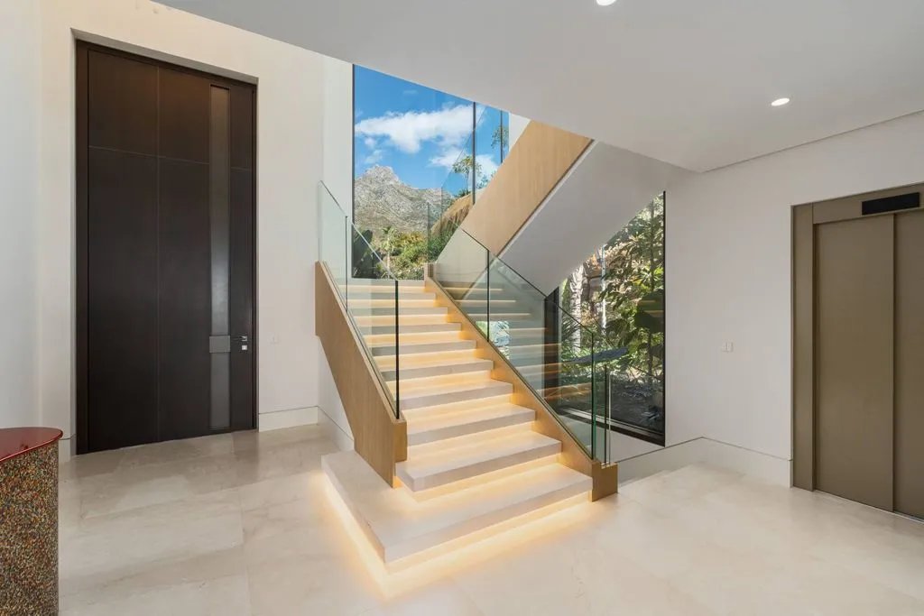 Toad - Luxury Villa with Heated Pool in Marbella
