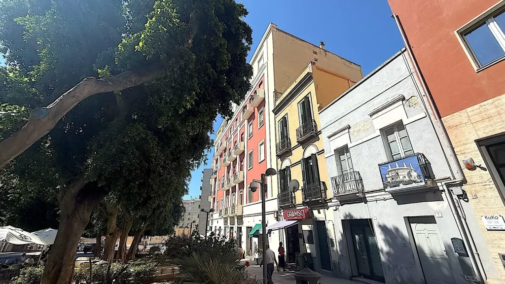 Extérieur - Modernised Apartment with Balcony in Cagliari