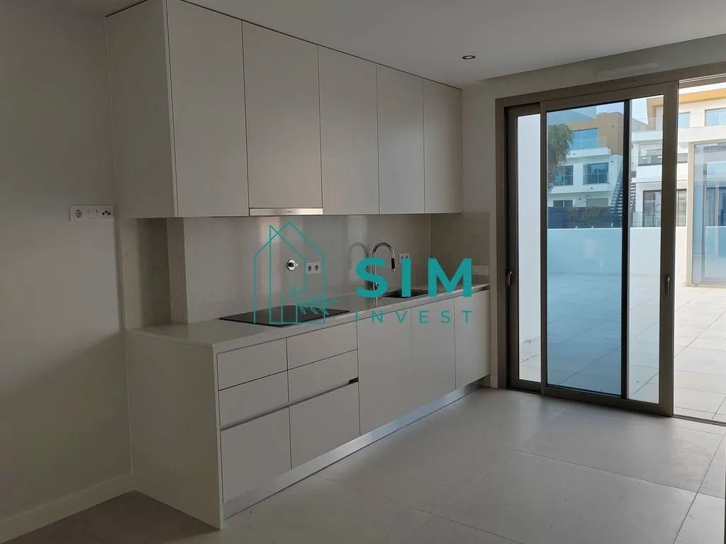 Cuisine - Modern 2-Bed Apartment with Patio in Tavira