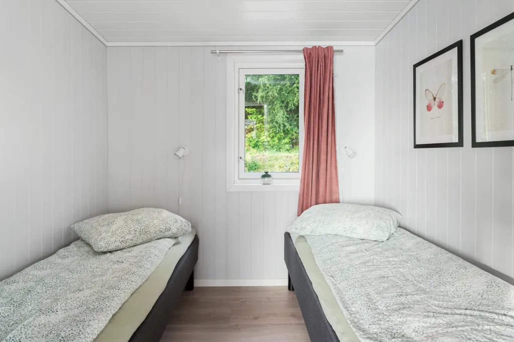 Camere da letto - Seafront Cottage with Private Garden in Gausetbukta