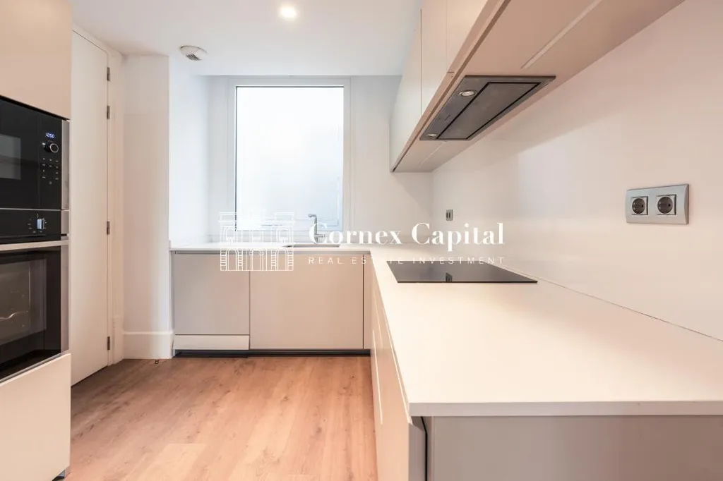 Kitchen - Penthouse-Duplex with Terrace in Eixample, Barcelona