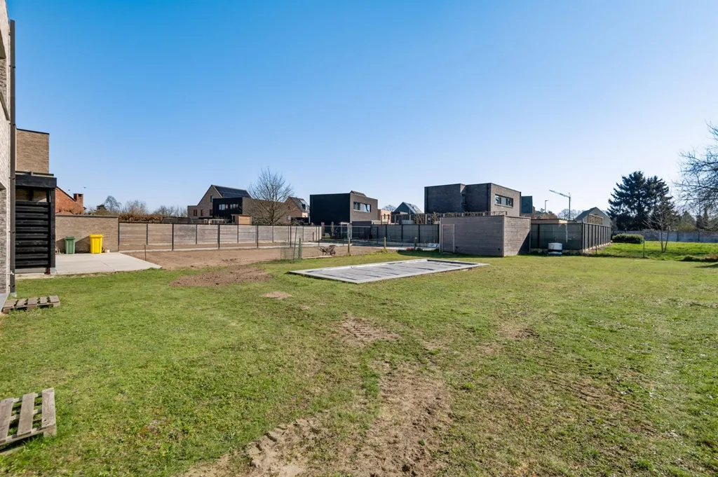 Jardin - Maison avec Piscine à Herentals