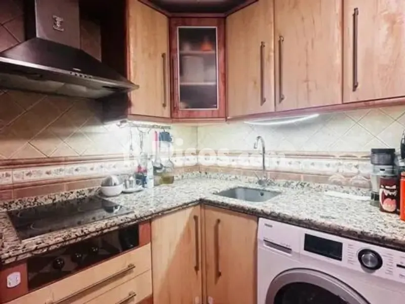 Köök - First Floor Flat with Garden in Pino Montano