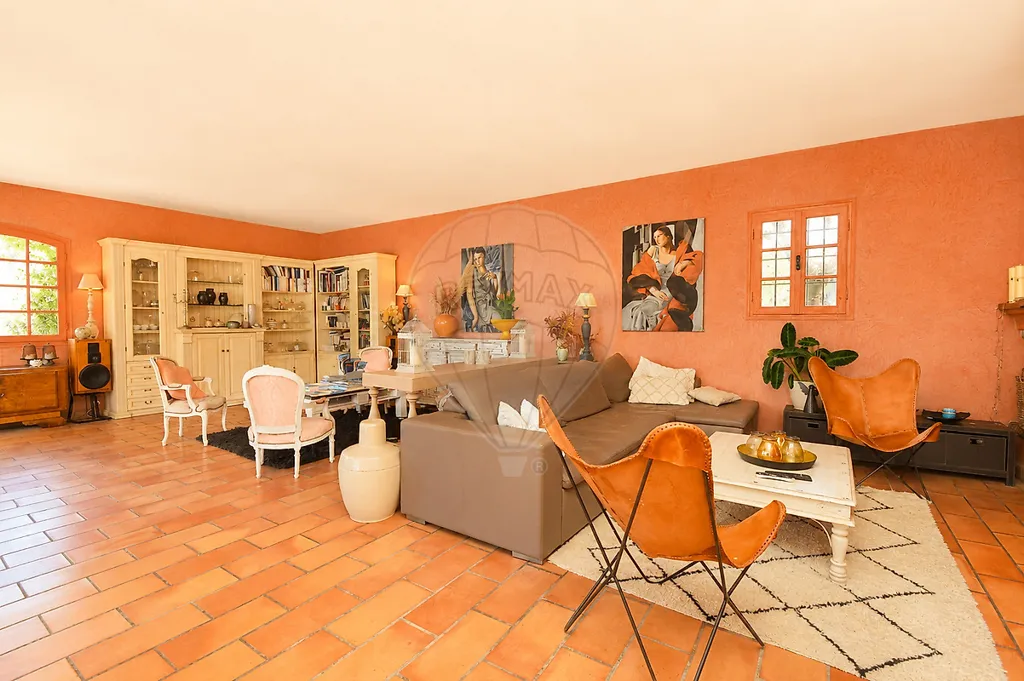 Elutuba - Character Mas with Pool in La Roquette-sur-Var