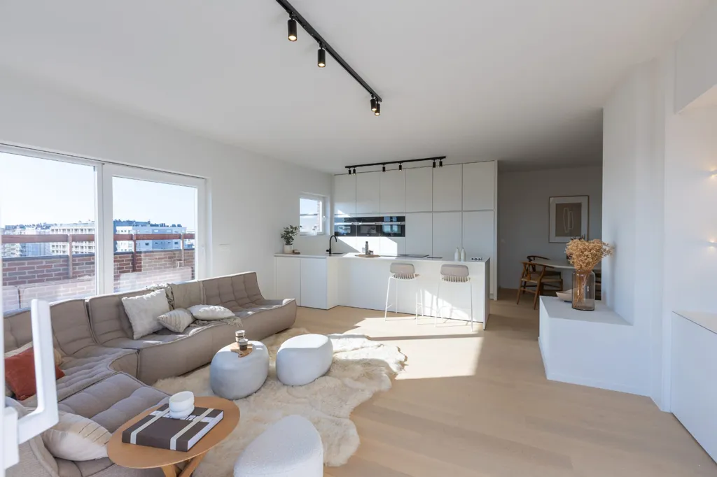 Séjour - Penthouse Rénové avec Terrasse à Ostende